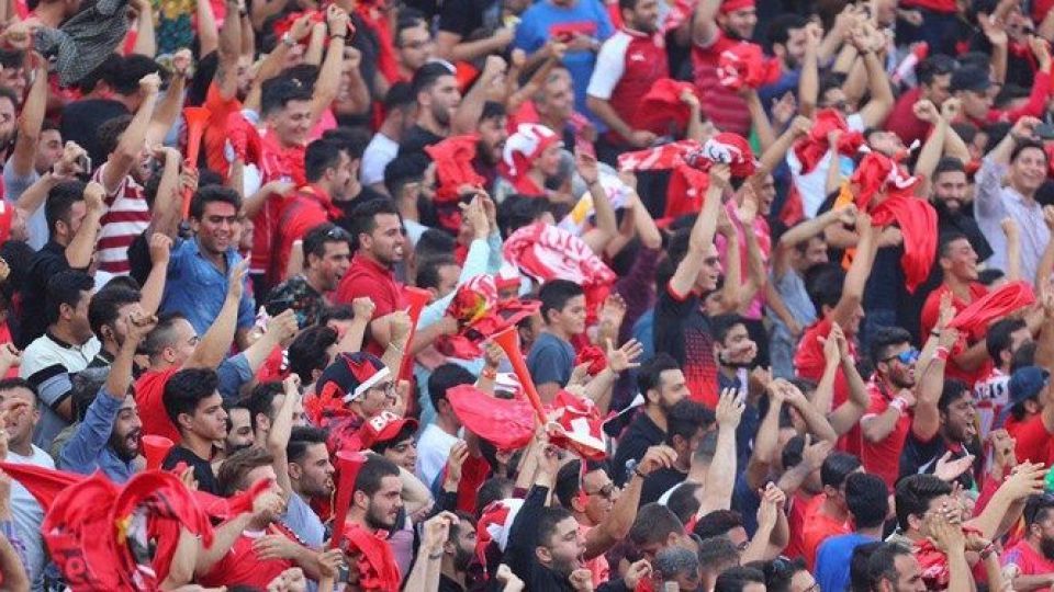 درخواست پرسپولیس برای تجمع نکردن هواداران