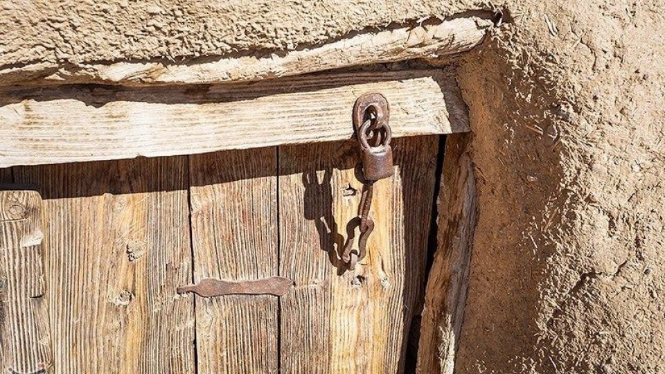 آسباد های تاریخی نشتیفان