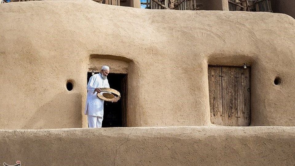 آسباد های تاریخی نشتیفان