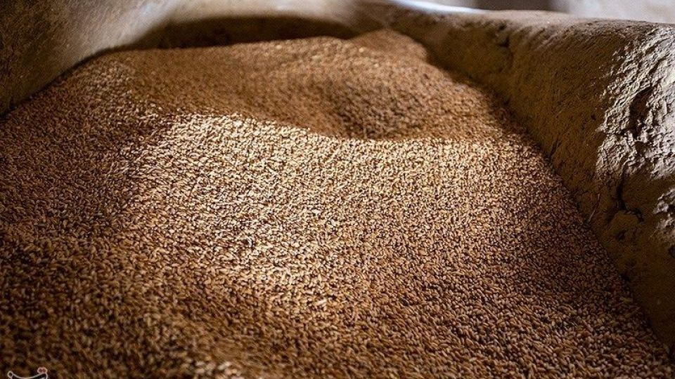 آسباد های تاریخی نشتیفان