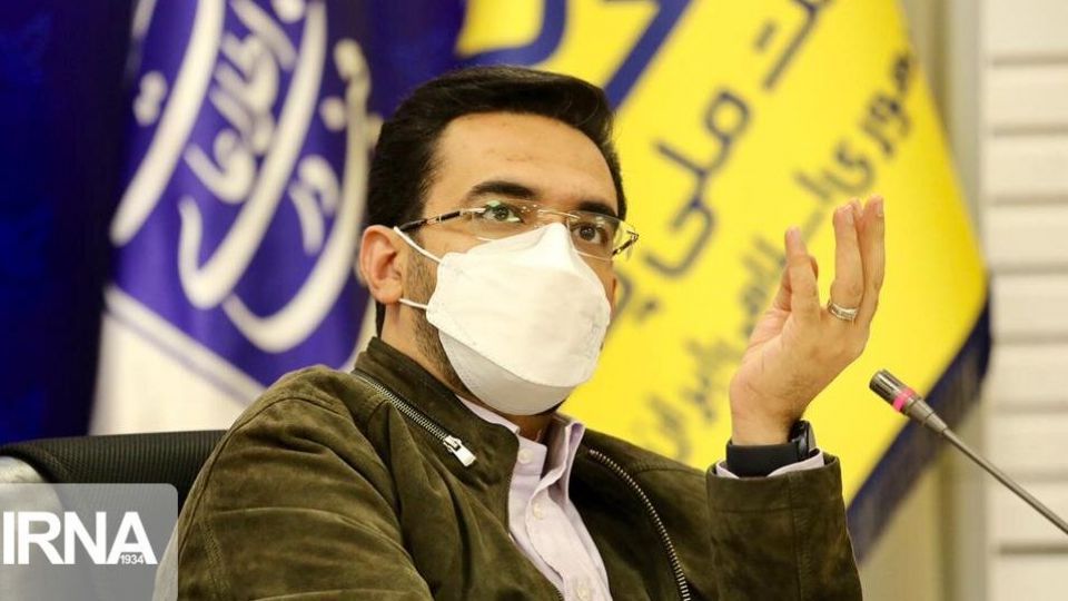 آذری جهرمی: ارائه بسته‌های اینترنت شبانه از سر گرفته می‌شود