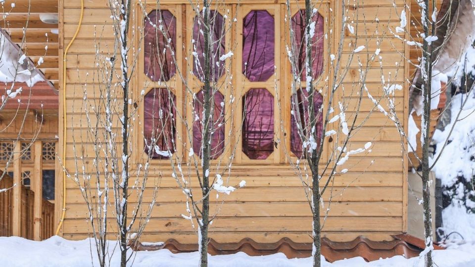 بارش برف در آخرین روز‌های زمستان - گلستان