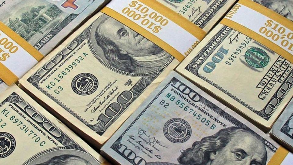 قیمت امروز دلار در بازار متشکل
