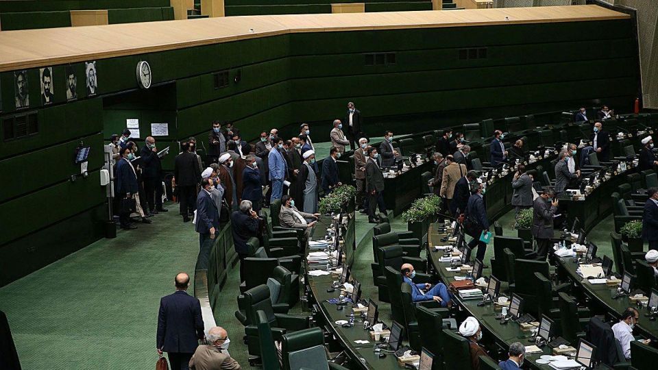 حقوق نمایندگان مجلس اعلام شد/ همه نمایندگان هزینه مسکن و خودرو دریافت کرده‌اند؟!