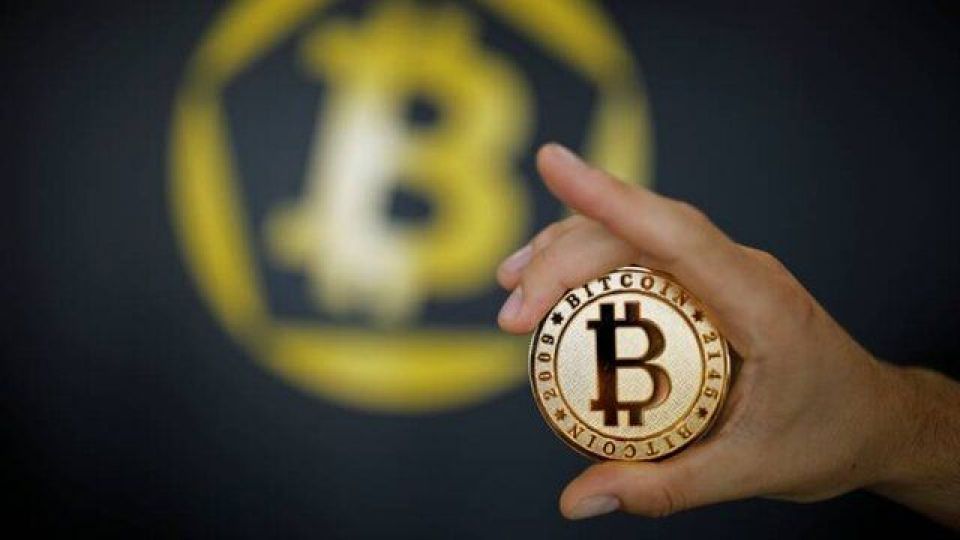 ریزش بیتکوین و اتریوم  