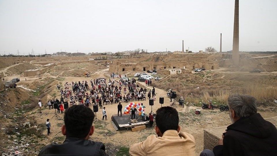 جشن سال نو در کوره های آجرپزی