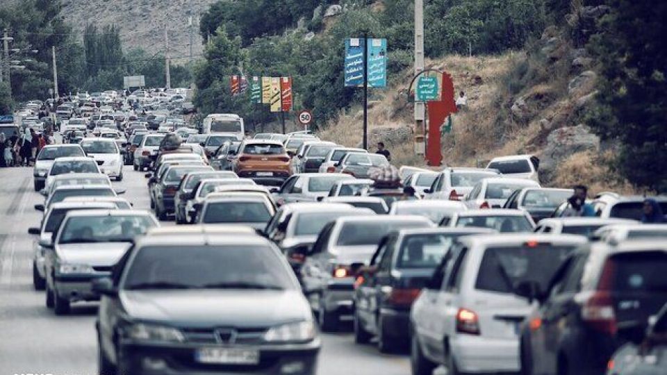 ترافیک در جاده چالوس سنگین است