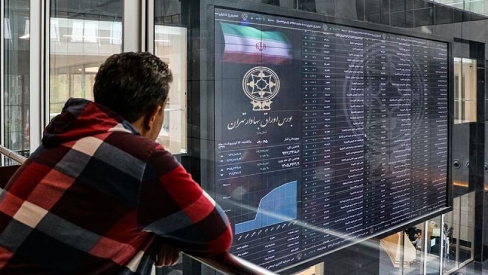 عقب‌نشینی شاخص بورس تهران+نقشه معاملات