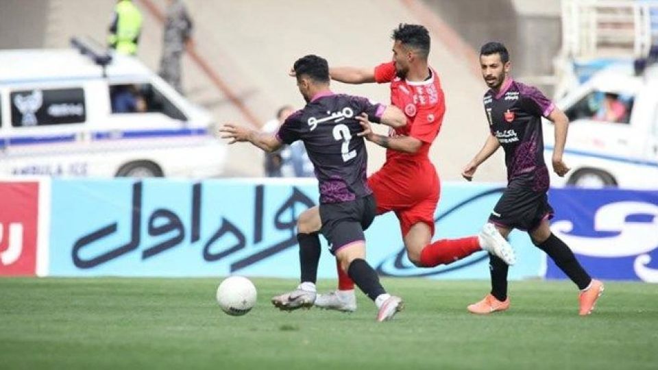 توقف پرسپولیس در شروع سال جدید/سرخ‌پوشان به صدر رسیدند