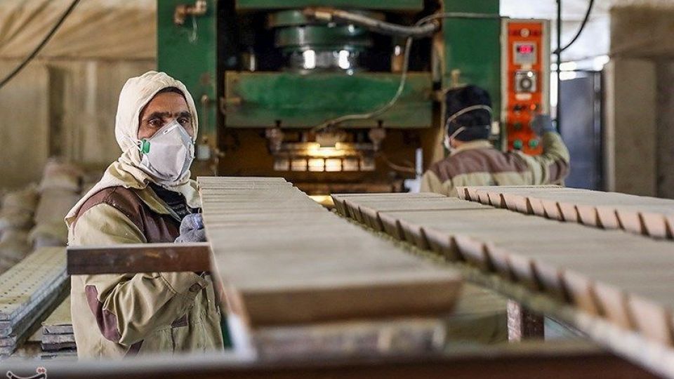 کارخانه کاشی سنتی قدس رضوی