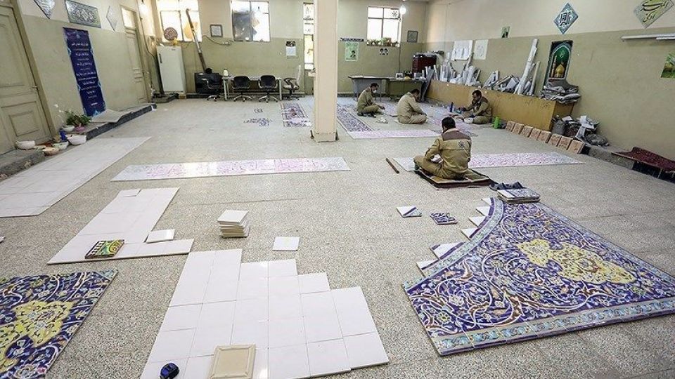 کارخانه کاشی سنتی قدس رضوی