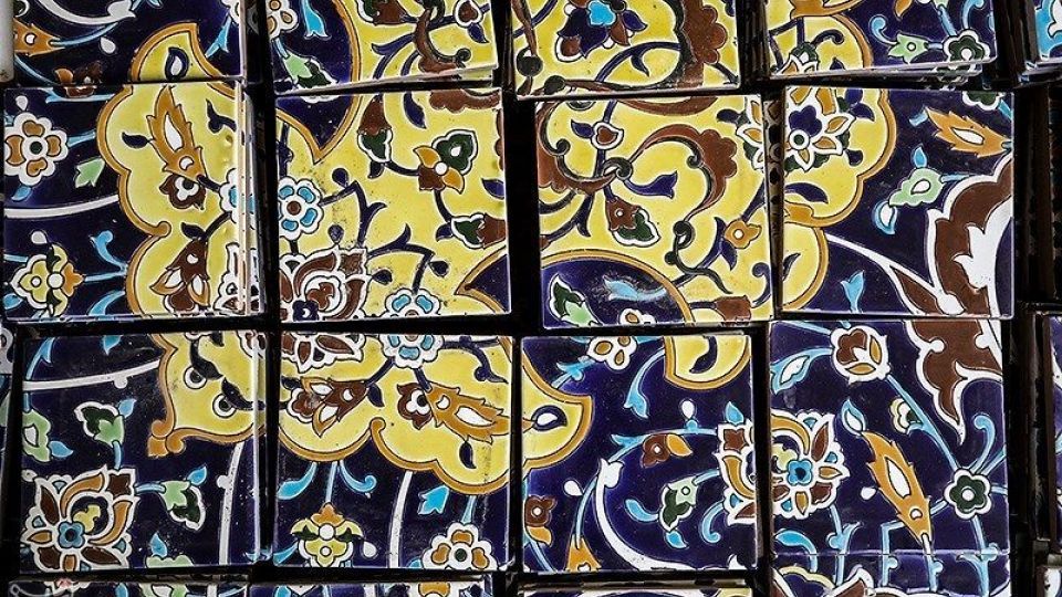 کارخانه کاشی سنتی قدس رضوی