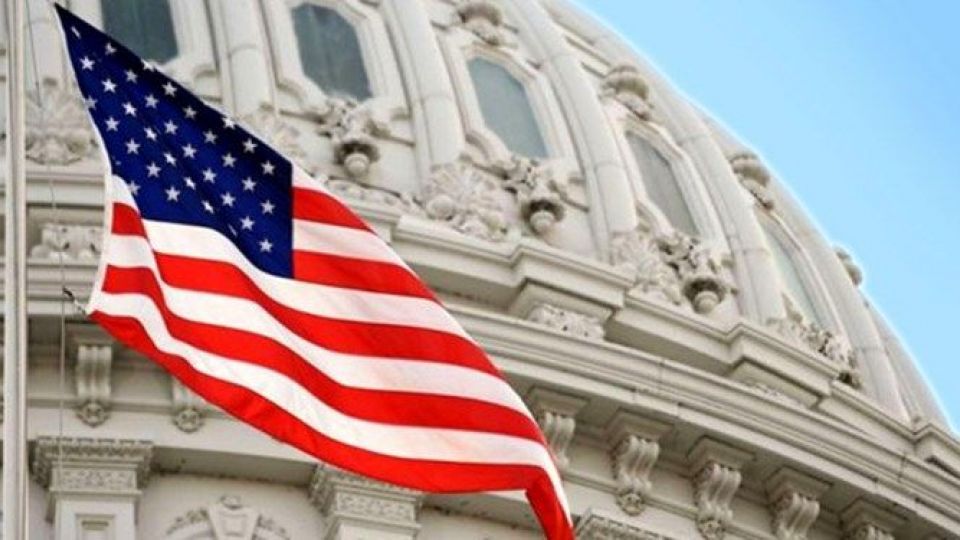 مرکز تحقیقات کنگره آمریکا: تحریم‌ها در ادوار مختلف تأثیری بر تغییر رفتار ایران نداشته‌اند