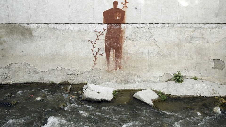 در حاشیه رودخانه