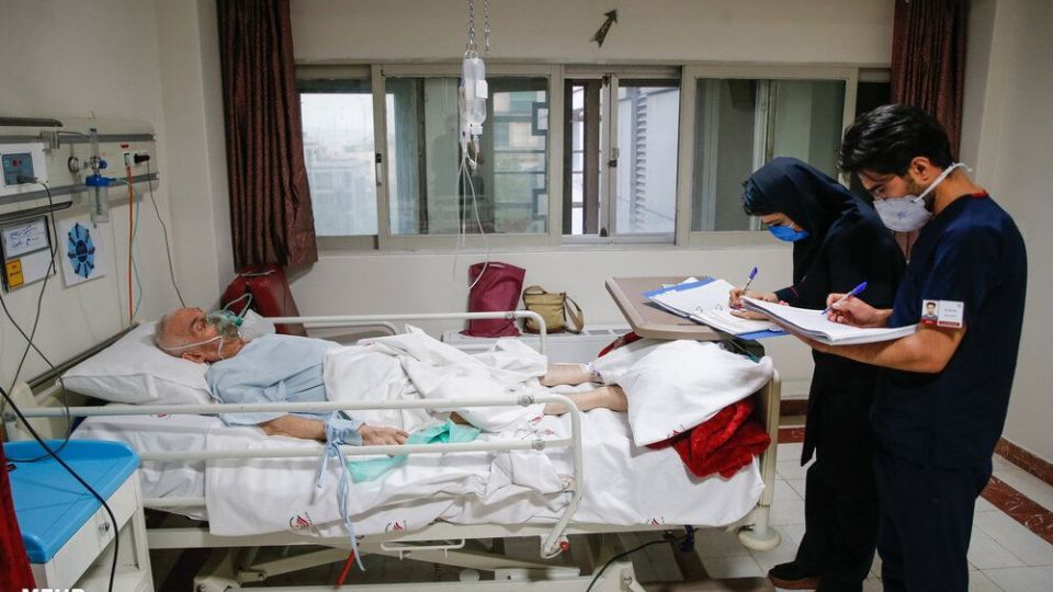 سفره افطار مدافعان سلامت