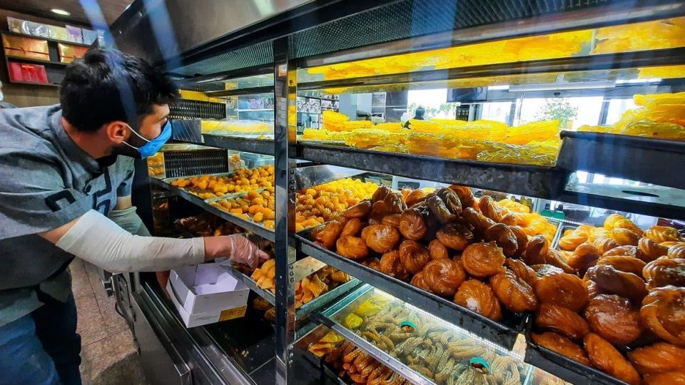 کارگاه تهیه زولبیا و بامیه در ماه رمضان