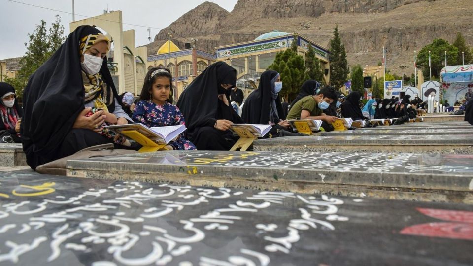 مراسم جزخوانی قرآن کریم درماه مبارک رمضان