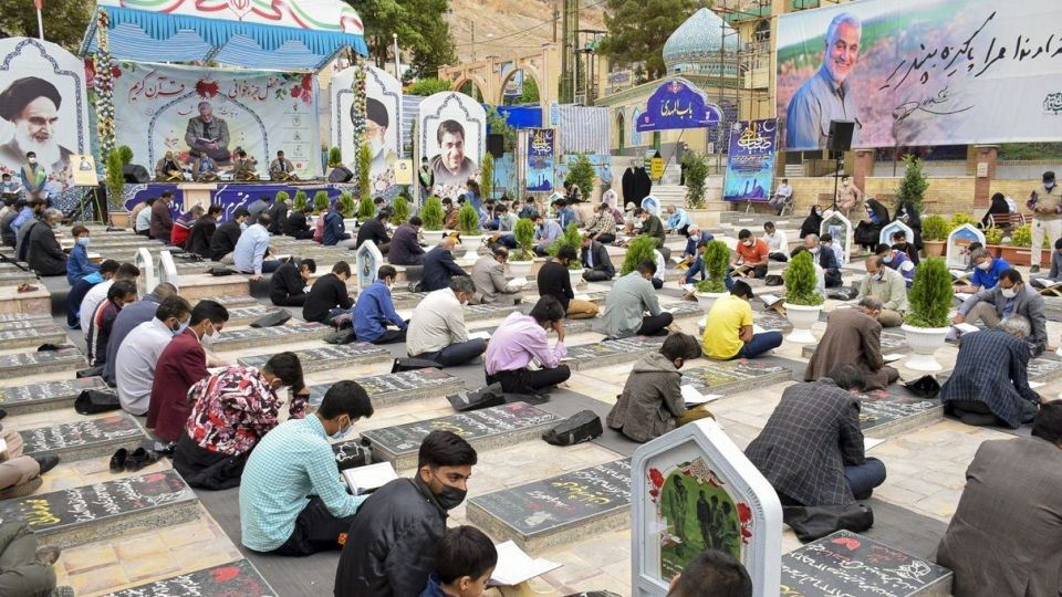 مراسم جزخوانی قرآن کریم درماه مبارک رمضان