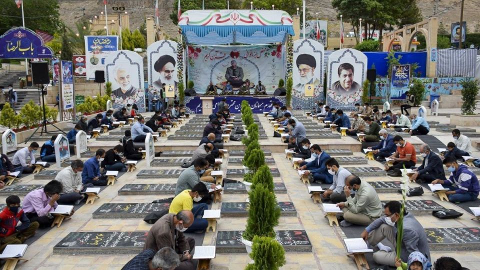 مراسم جزخوانی قرآن کریم درماه مبارک رمضان