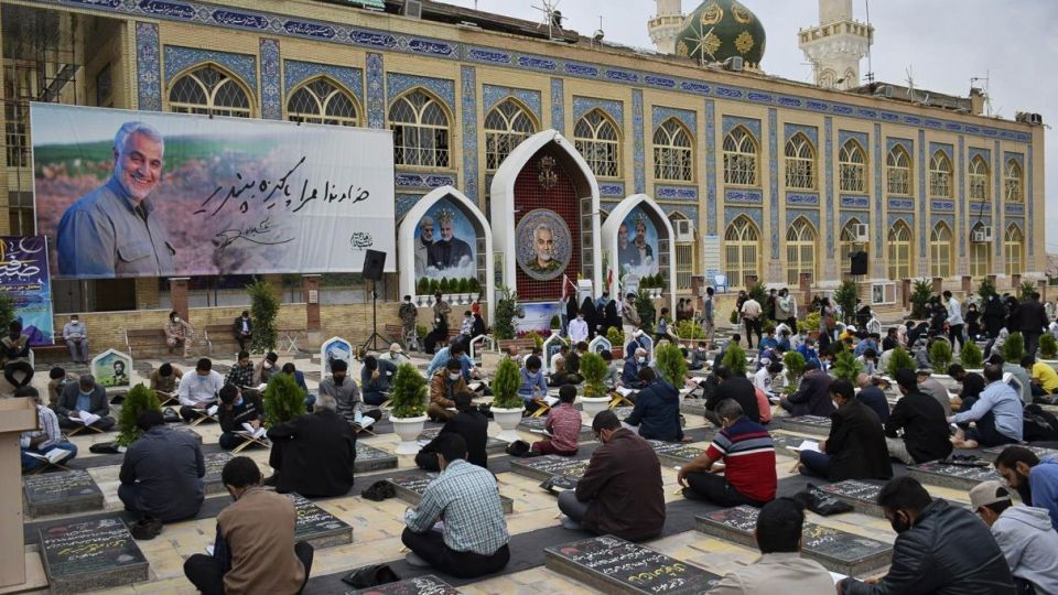 مراسم جزخوانی قرآن کریم درماه مبارک رمضان