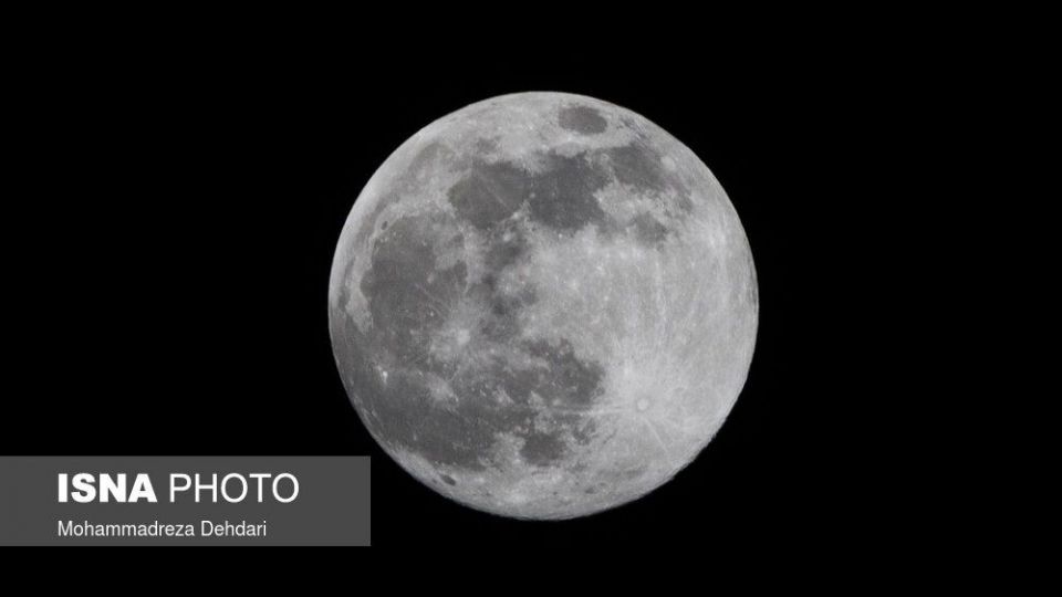 نخستین اَبَرماه ۱۴۰۰