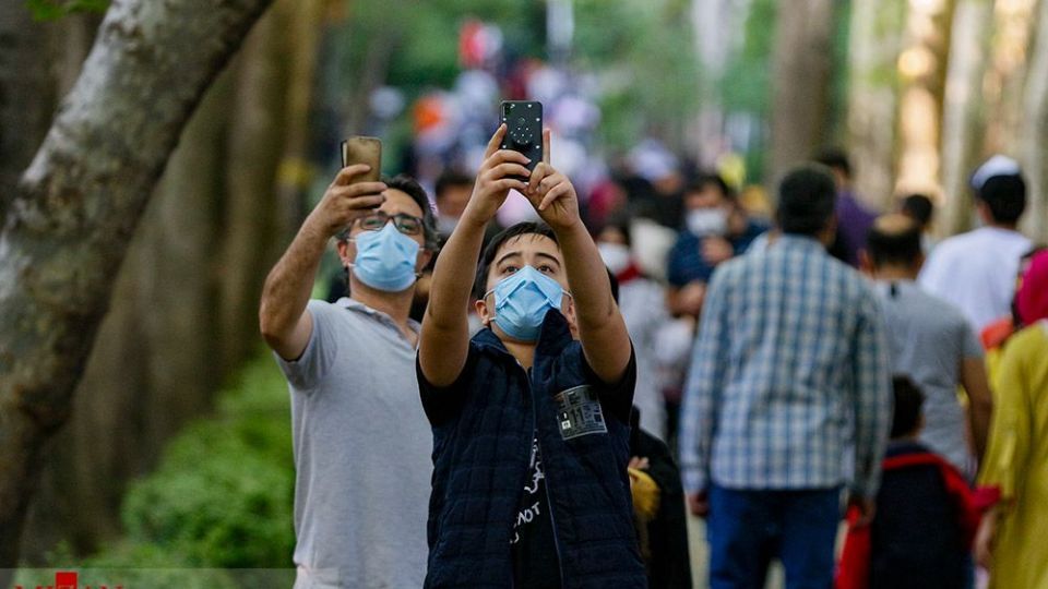 شلوغی پارک جمشیدیه در پیک چهارم کرونا