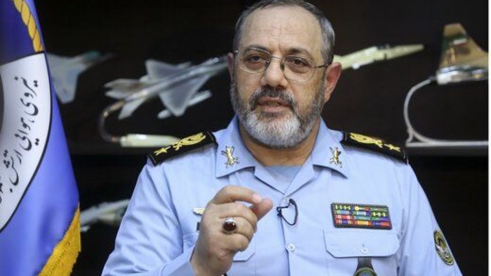 فرمانده نیروی هوایی ارتش: افشای هویت نظامی در فضای مجازی ممنوع است فرمانده نیروی هوایی ارتش: افشای هویت نظامی در فضای مجازی ممنوع است