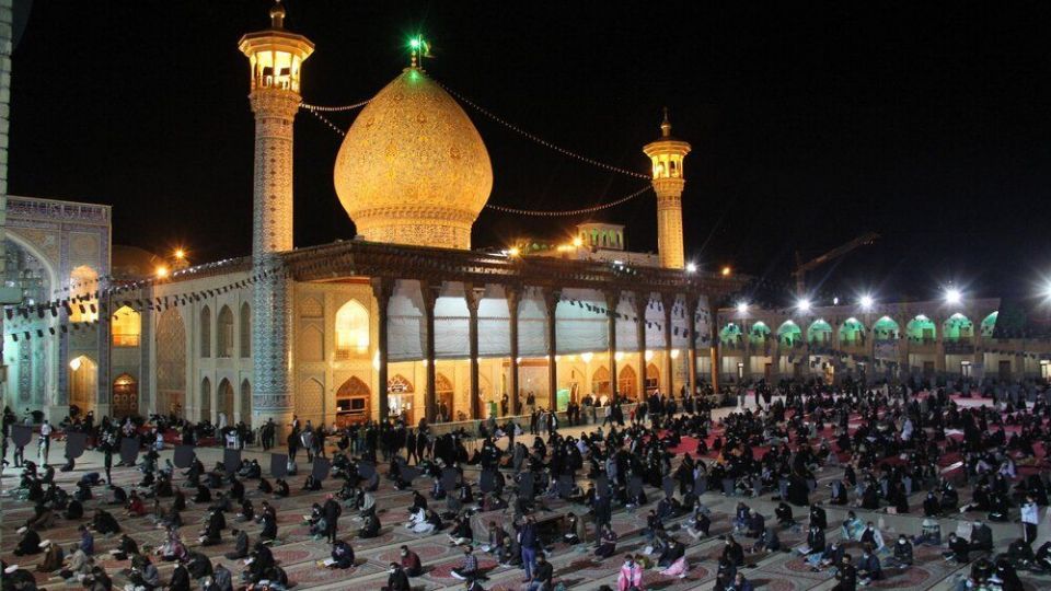 مراسم احیای شب های قدر در حرم شاهچراغ (ع)