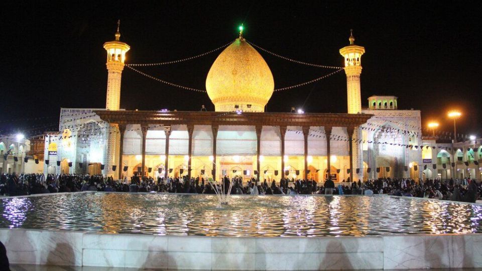 مراسم احیای شب های قدر در حرم شاهچراغ (ع)