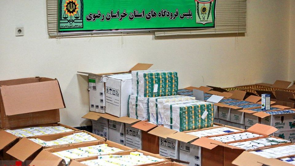 انهدام باند قاچاق دارو به خارج از کشور - مشهد