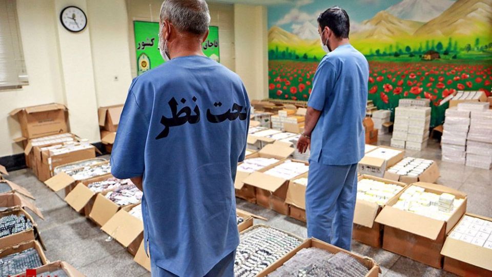انهدام باند قاچاق دارو به خارج از کشور - مشهد