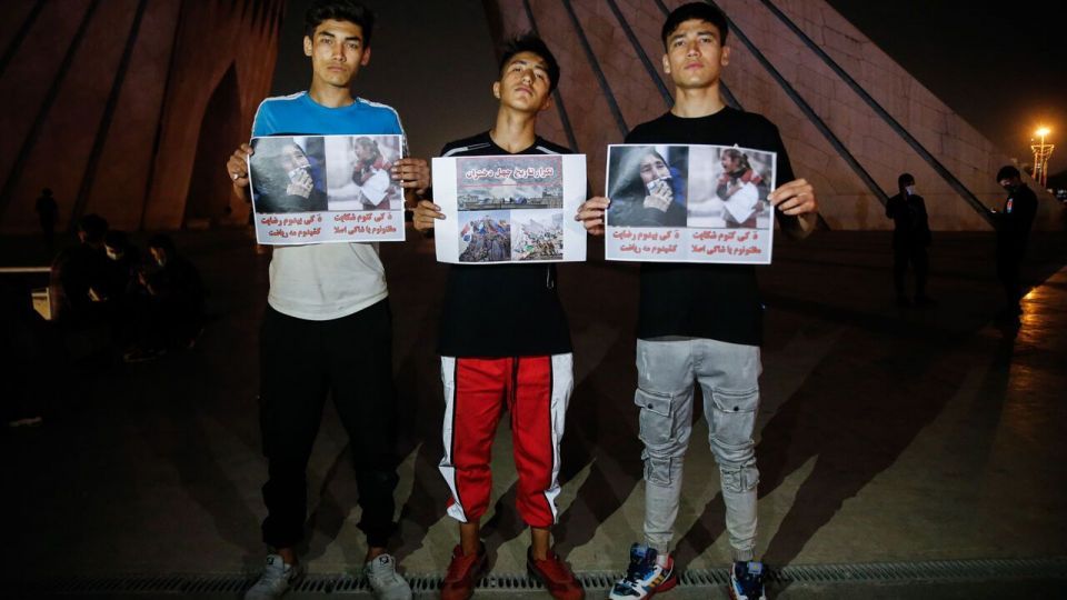 گرامیداشت شهدای کابل در میدان آزادی