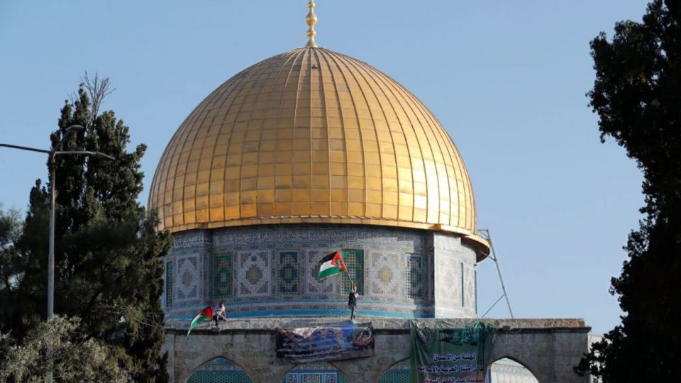 اقامه نماز عید سعید فطر در قدس شریف