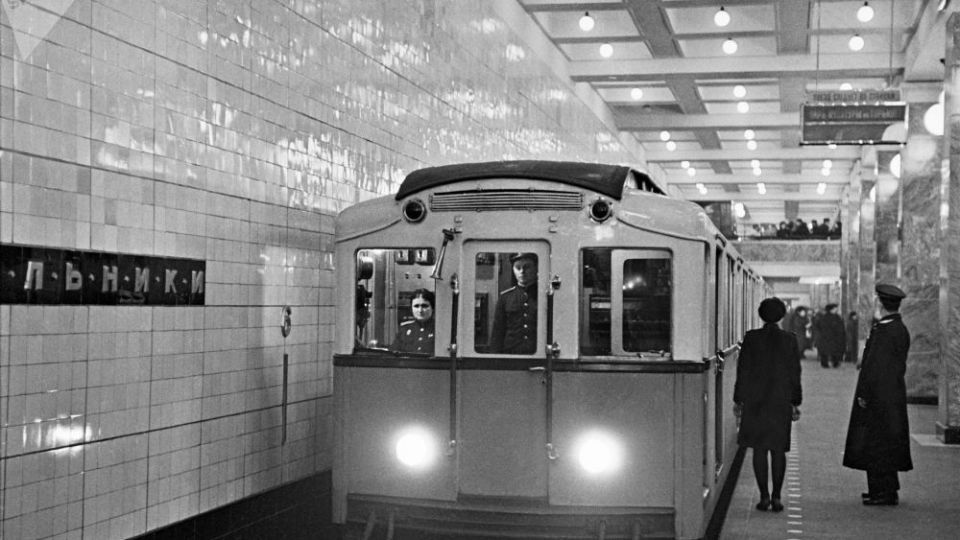 مترو ۶۸ ساله مسکو روسیه 