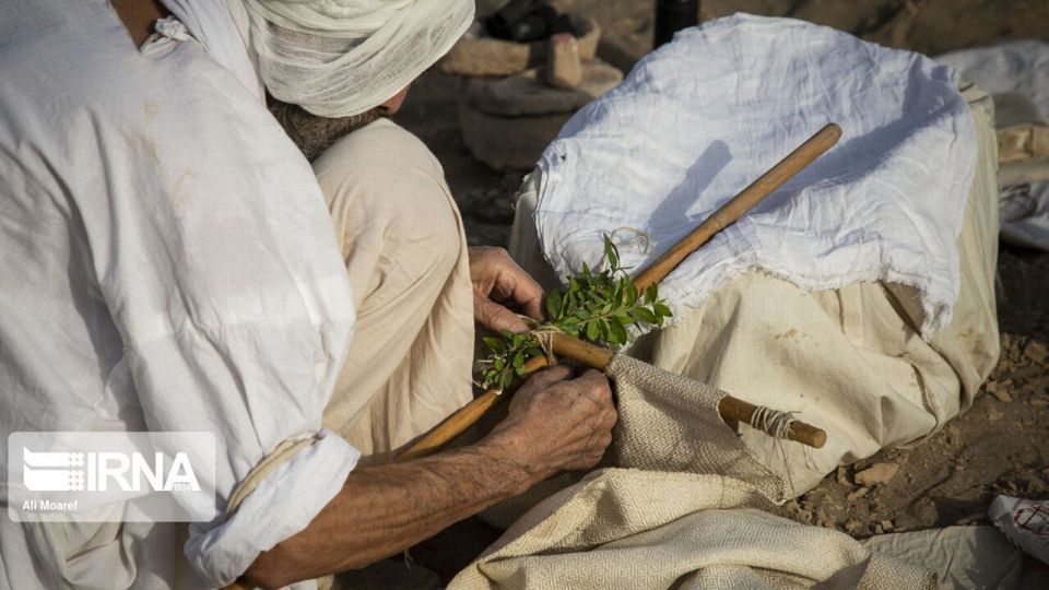 مراسم غسل تعمید کودکان مندایی