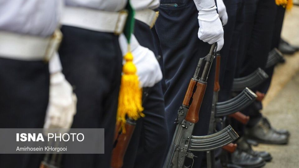 تشییع پیکر دو شهید گمنام دفاع مقدس در بندر شهید رجایی