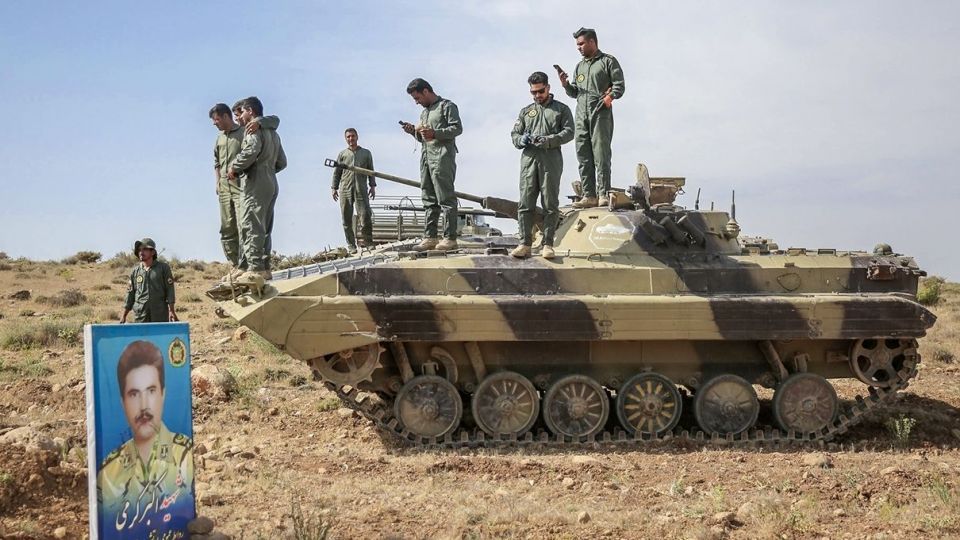 مسابقه اربابان آتش - سیاخ دارنگون