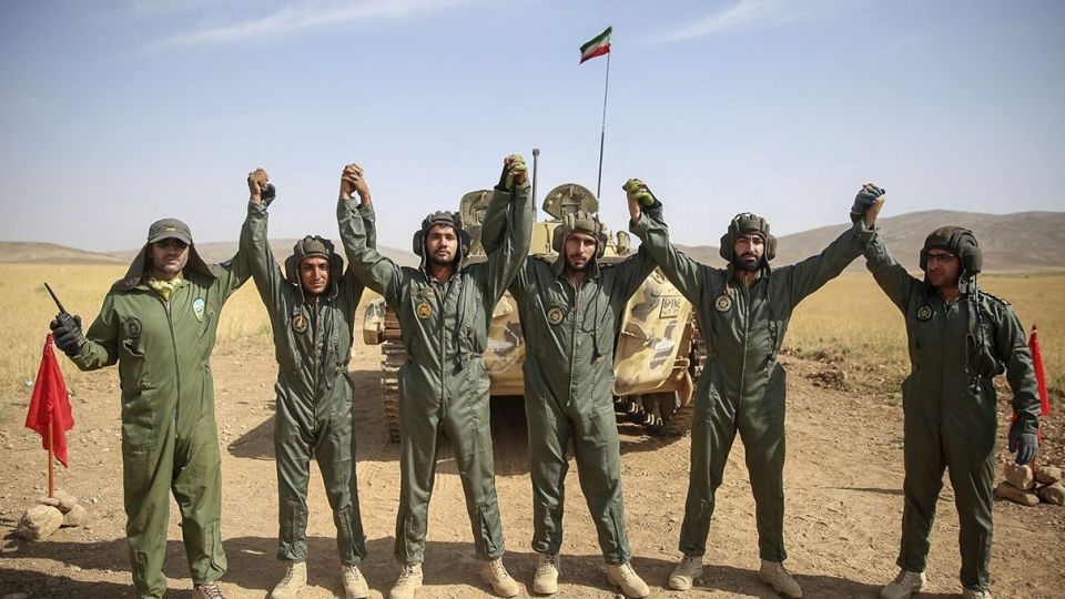 مسابقه اربابان آتش - سیاخ دارنگون