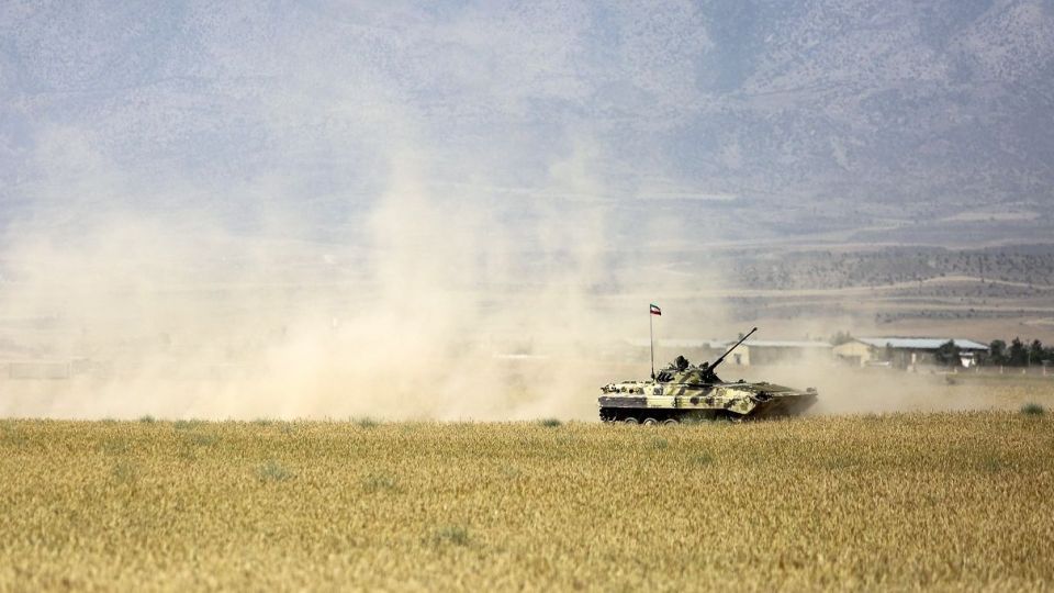 مسابقه اربابان آتش - سیاخ دارنگون