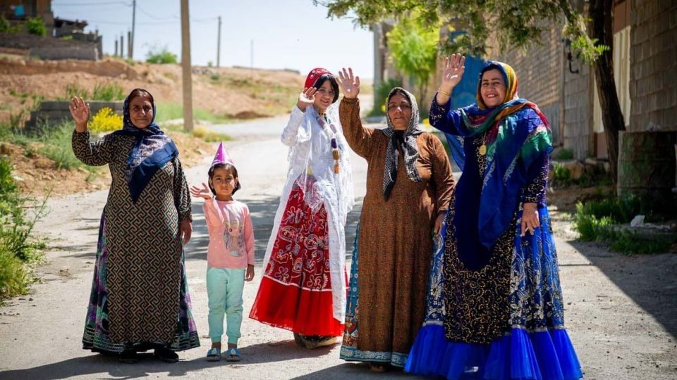 «مهرگرد سمیرم»؛ روستای ملی بافته‌های داری