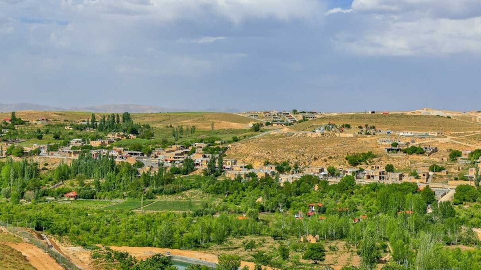 «مهرگرد سمیرم»؛ روستای ملی بافته‌های داری