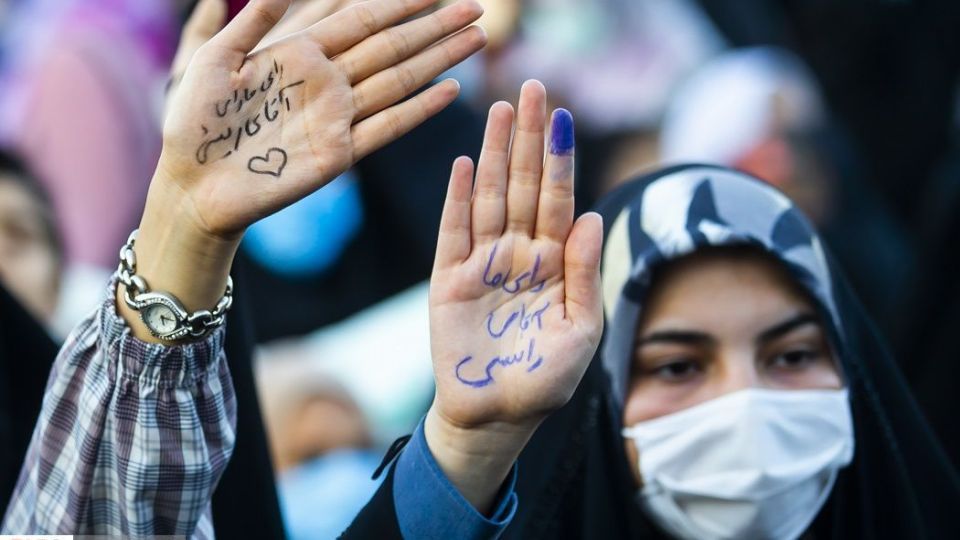 حضور سید ابراهیم رئیسی در جمع مردم ورامین