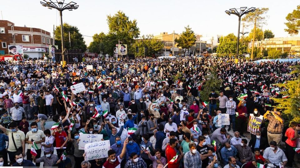 حضور سید ابراهیم رئیسی در جمع مردم ورامین