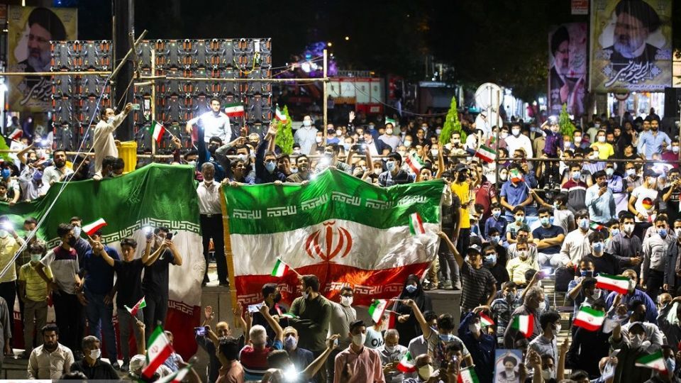 حضور سید ابراهیم رئیسی در جمع مردم ورامین