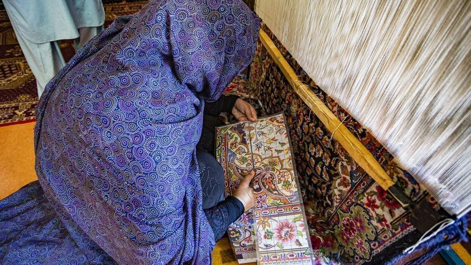 قالیبافی در «اردوگاه»