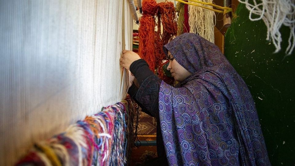 قالیبافی در «اردوگاه»