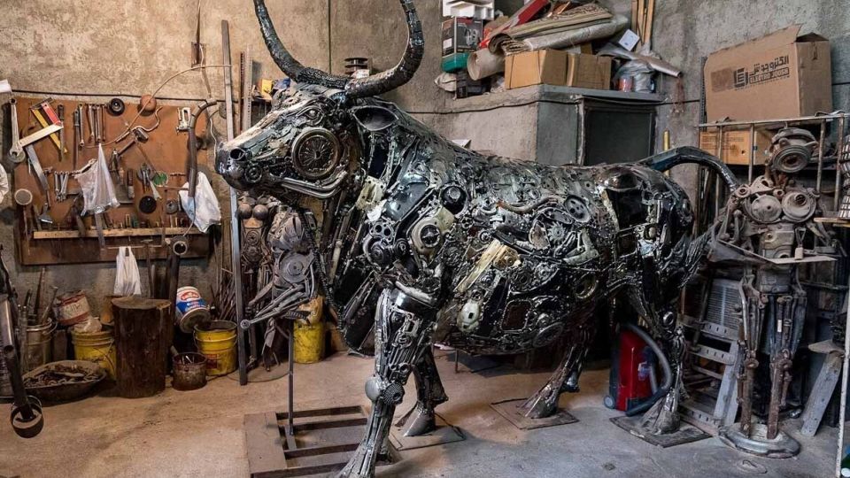 مجسمه سازی با ضایعات فلزی