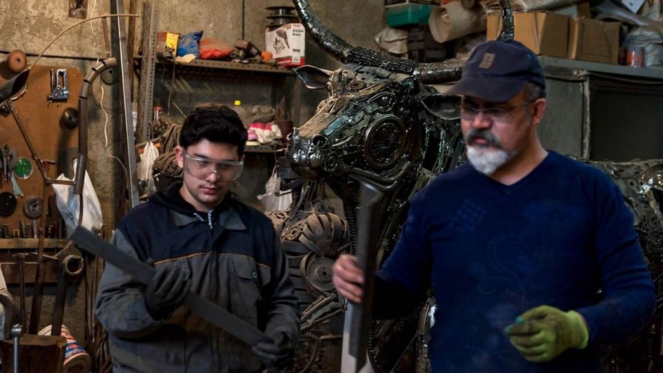 مجسمه سازی با ضایعات فلزی