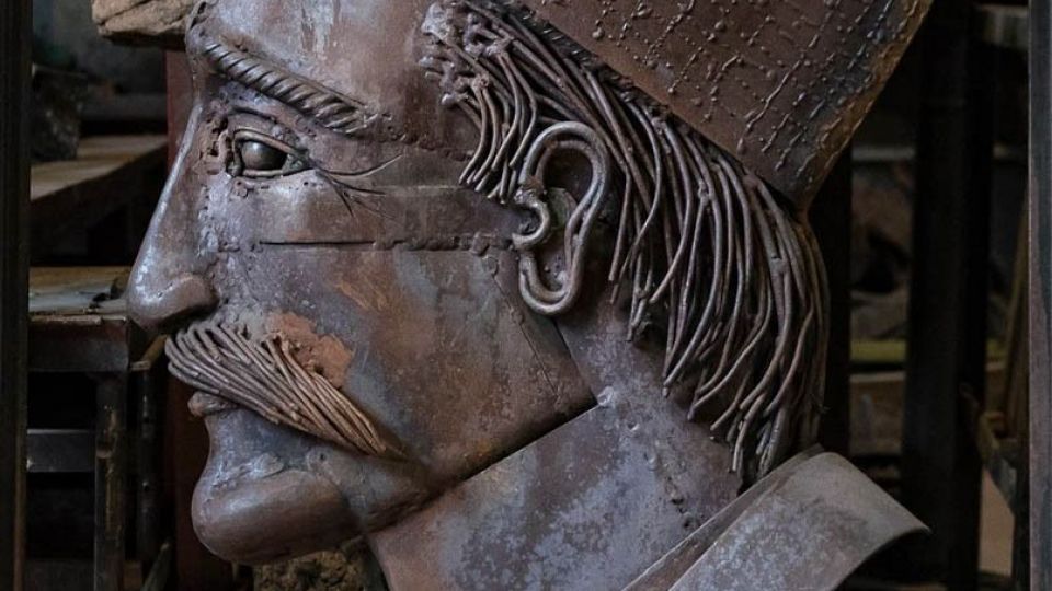 مجسمه سازی با ضایعات فلزی