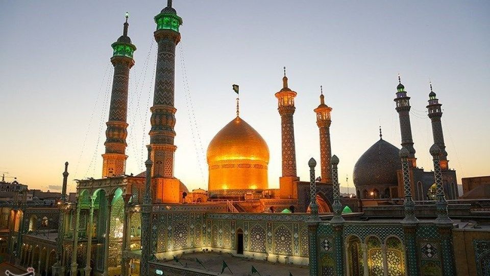 بمناسبت ولادت حضرت معصومه (س)